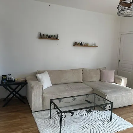 Proche De Paris Homestay